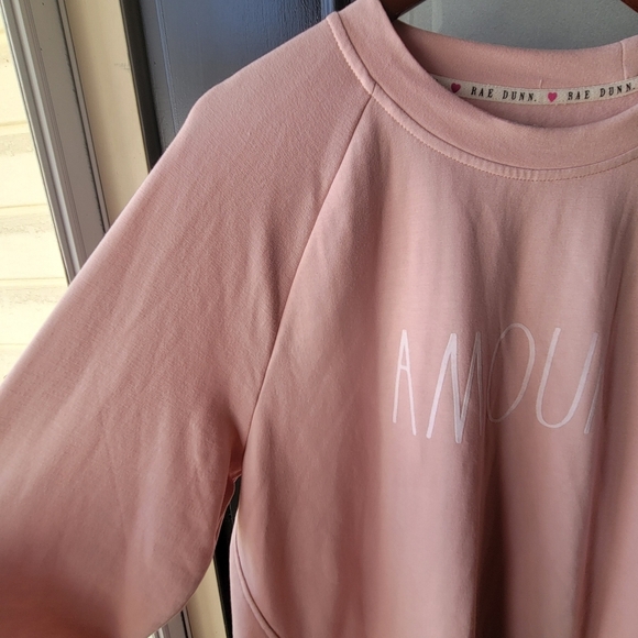 RAE DUNN Amour Pink Raglan Sweatshirt Large Soft Hi-Lo Hem Loungewear NEW - Picture 9 of 10